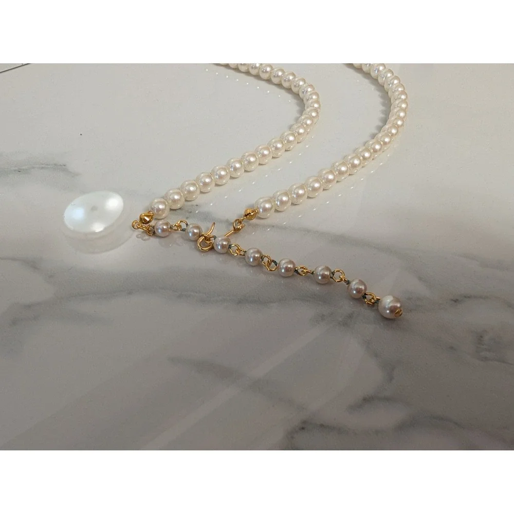 Vingate‎ Avon Pearlesque Birthstone Sept Simulated Sapphire Pearl Set